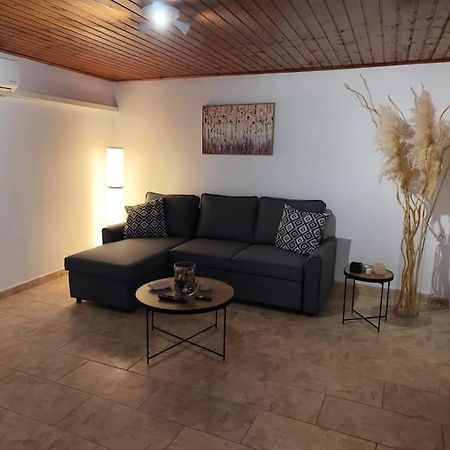 Villa Lemon Tree House Poros Poros Town Exterior foto