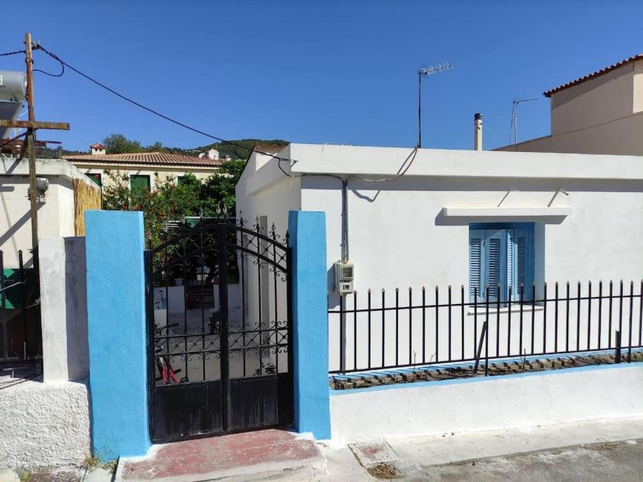 Villa Lemon Tree House Poros Poros Town Exterior foto
